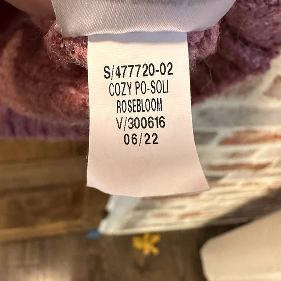 Old Navy Sweater Women Small Pink Fuzzy Basic Crew Neck Long Sleeve Cozy - Picture 6 of 7